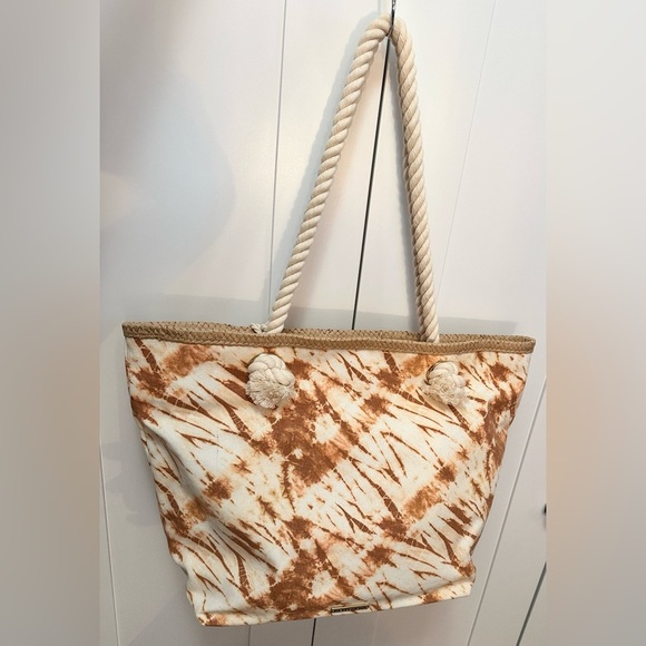Brown & Cream Madden Girl LG Tote Shoulder Bag With Zipper Pouch NEW! FIRM! - Picture 2 of 5
